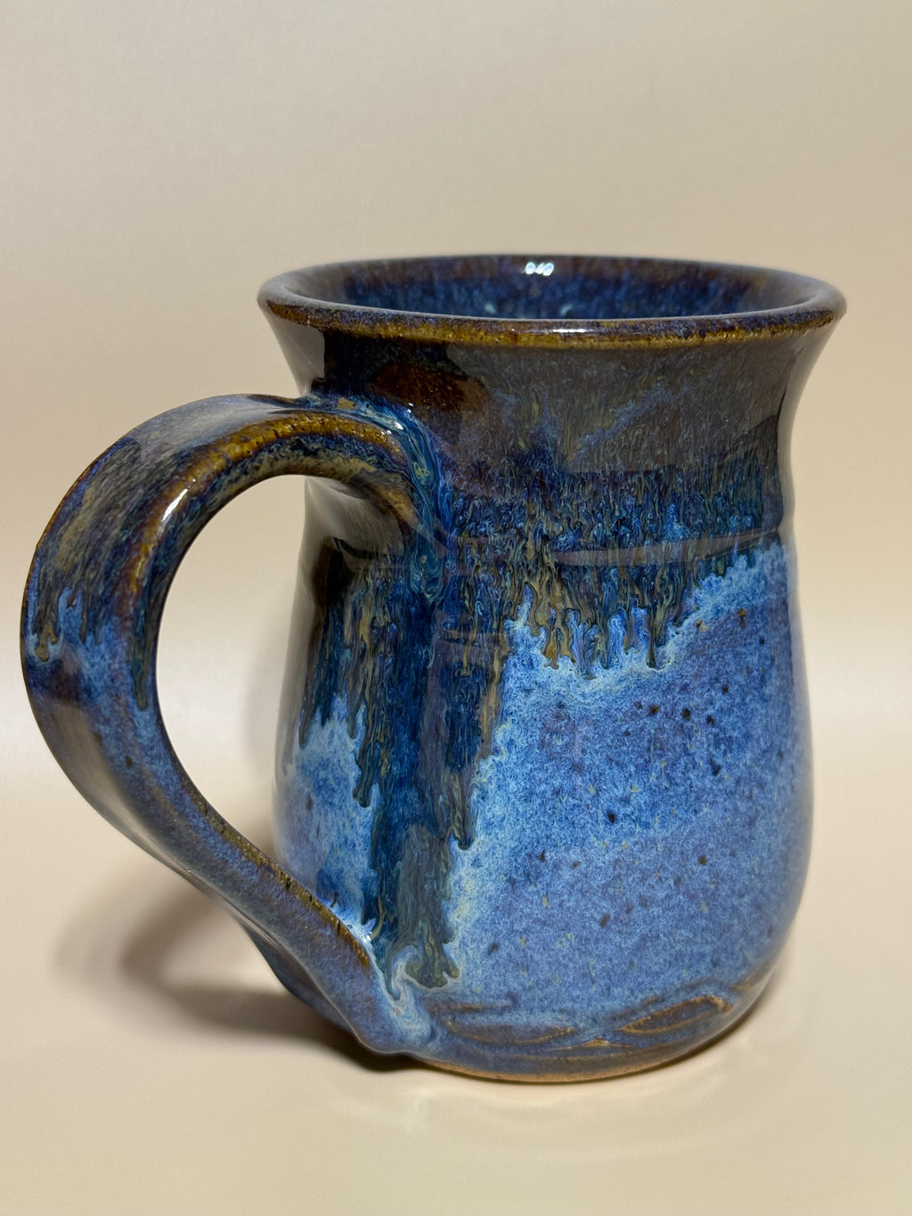 Speckled blue mug with golden drips - Handmade, 10-12 oz