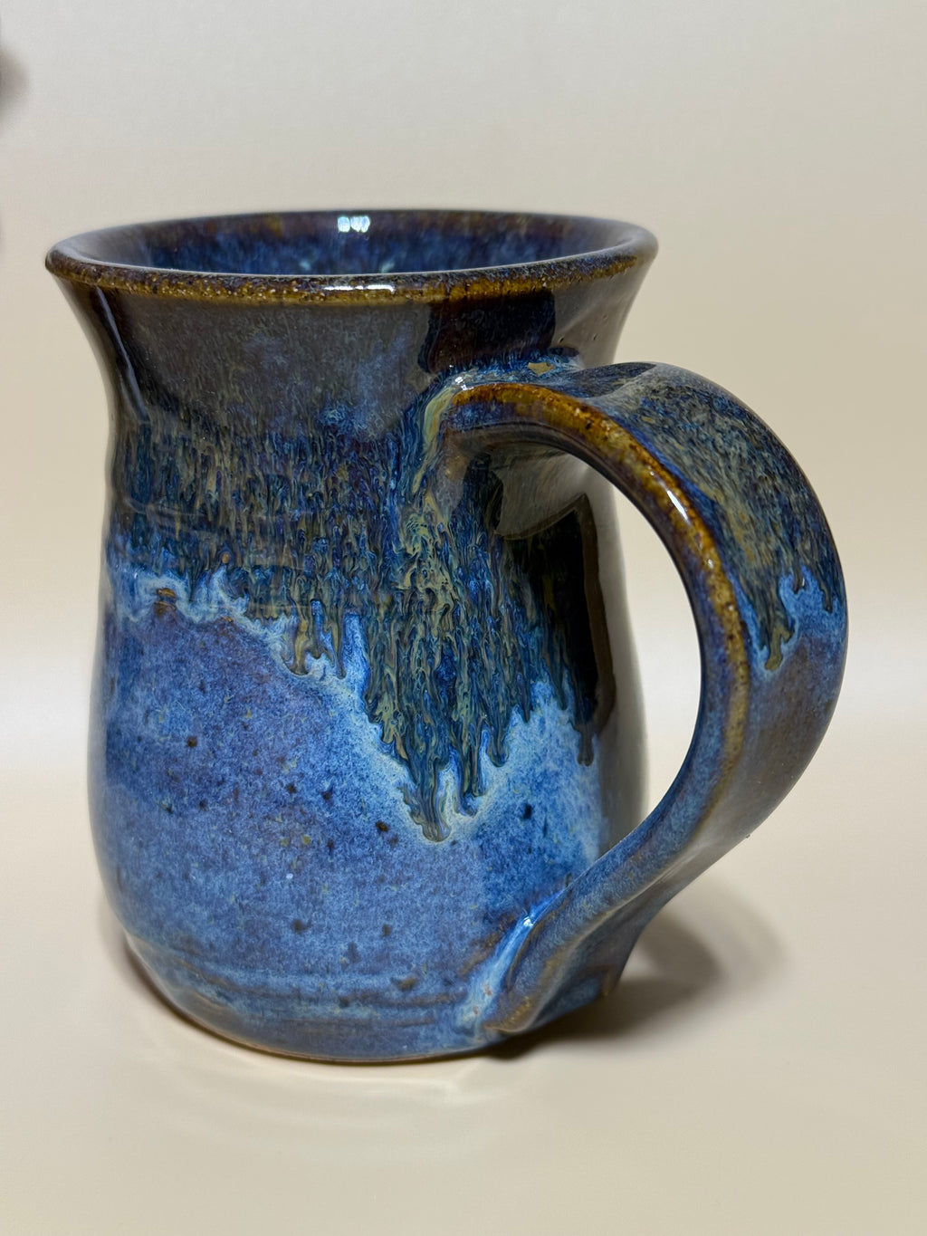 Speckled blue mug with golden drips - Handmade, 10-12 oz