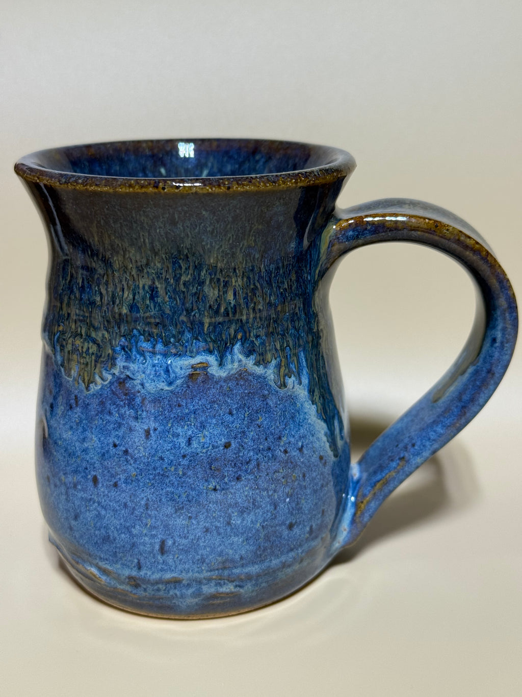 Speckled blue mug with golden drips - Handmade, 10-12 oz